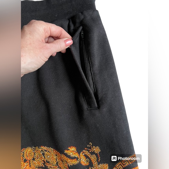 Avenue George V Paris Black Cotton Drawstring Shorts Rhinestones - Picture 10 of 14